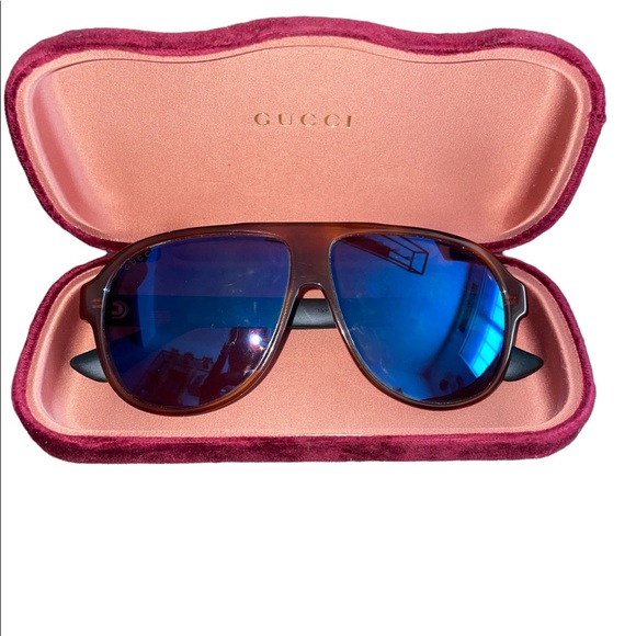 ‼️SOLD‼️GUCCI *!100 %AUTHENTICS!*
Havana Aviator Sunglasses
GG0009S-002 59 - Picture 4 of 11